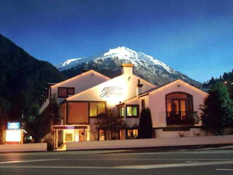 Hurley'S Of Queenstown Motel Exterior photo